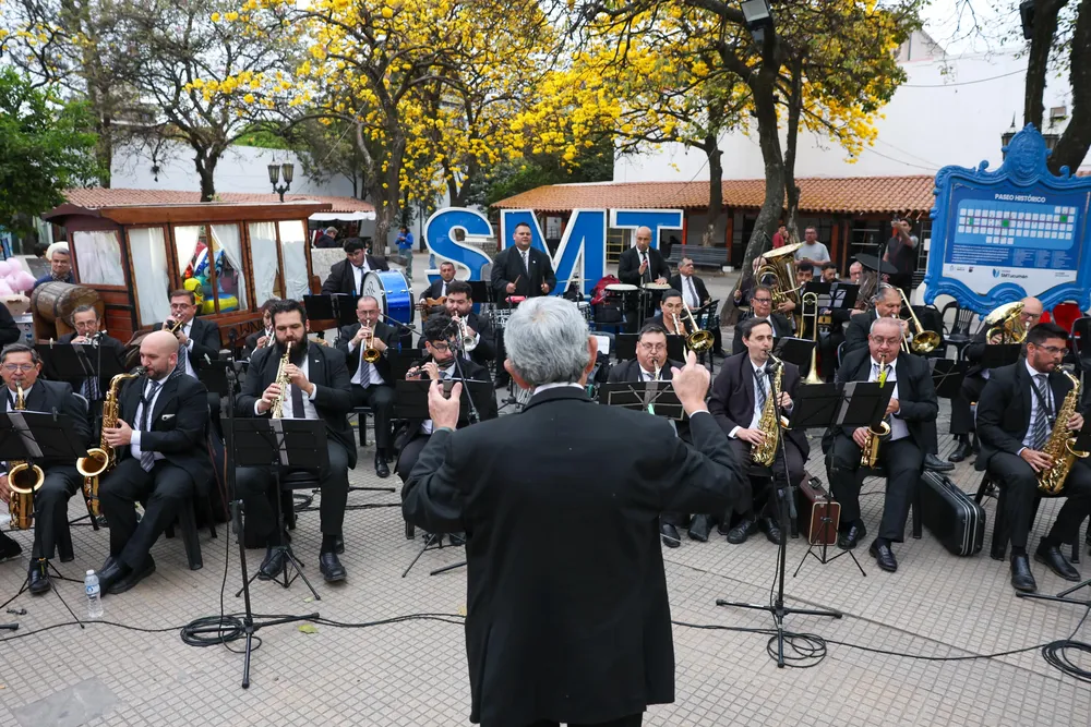 2025 inauguración paseo primavera (2)