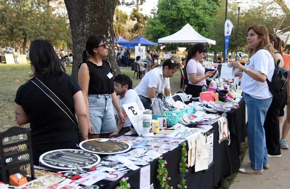 2025 Expo joven parque 9 de Julio (6)