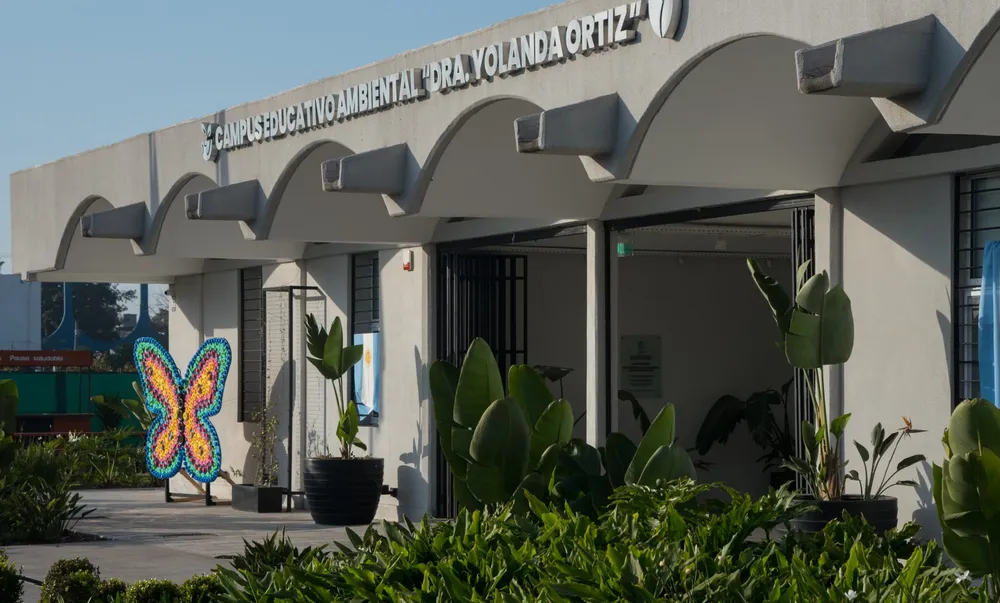2026 campus educativo ambiental fachada julio