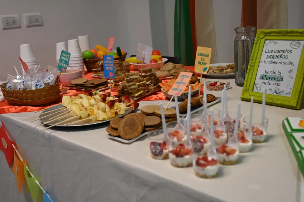 2025 charla manejo seguro de alimentos Asistencia Pública (1)