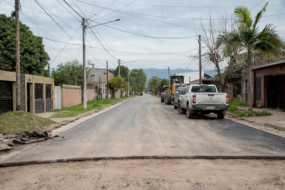 2025 pavimento barrio Los Plátanos (2)